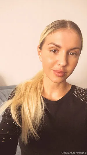 Tonnia OnlyFans Leaked Free Thumbnail Picture - #y52WrM7D3d