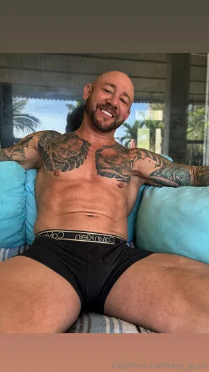 Tony Gunz OnlyFans Leaked Free Thumbnail Picture - #DmNVmwCHST