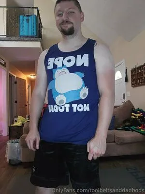 Toolbeltsanddadbods OnlyFans Leaked Free Thumbnail Picture - #GEju1cIteR