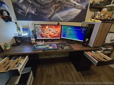 Toolbeltsanddadbods OnlyFans Leaked Free Thumbnail Picture - #PyUe2XubMP