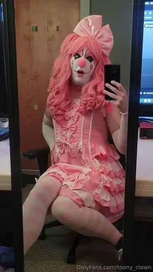 Toony Clown OnlyFans Leaked Free Thumbnail Picture - #IggkExObJV