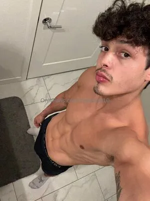 Topdog410 OnlyFans Leaked Free Thumbnail Picture - #0Lom1rBOGH