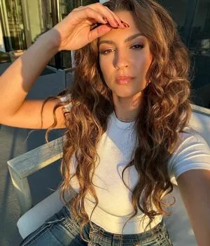 Tori Kelly OnlyFans Leaked Free Thumbnail Picture - #8lK4mr3dxH