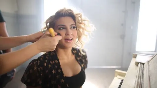 Tori Kelly OnlyFans Leaked Free Thumbnail Picture - #KoMkD3LI6S