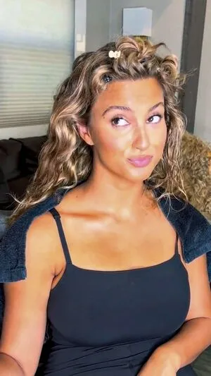 Tori Kelly OnlyFans Leaked Free Thumbnail Picture - #L8IYepgqYj
