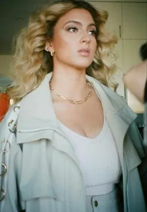 Tori Kelly OnlyFans Leaked Free Thumbnail Picture - #O9YjMQsOmX