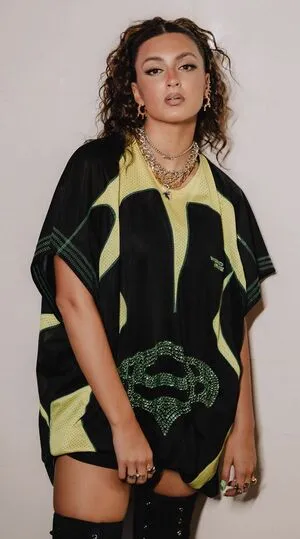 Tori Kelly OnlyFans Leaked Free Thumbnail Picture - #j4SlU6w0FG