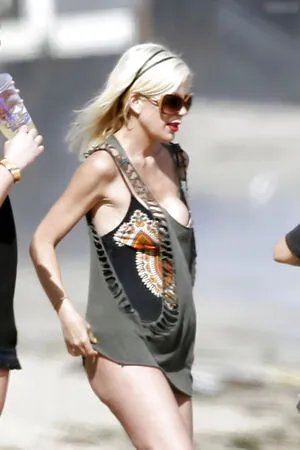 Tori Spelling I OnlyFans Leaked Free Thumbnail Picture - #kikFneJ8fW
