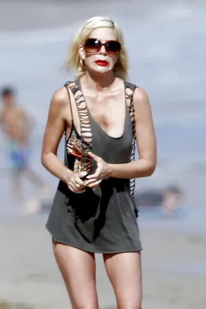 Tori Spelling I OnlyFans Leaked Free Thumbnail Picture - #vEbseSm8JM