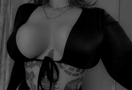 Toripleaseshutup OnlyFans Leaked Free Thumbnail Picture - #CyzYo95IRn