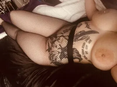 Toripleaseshutup OnlyFans Leaked Free Thumbnail Picture - #g34ZEr5WK7