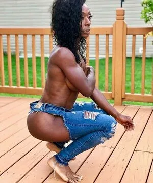 Toronica Jenkins OnlyFans Leaked Free Thumbnail Picture - #ZoKriI4U31