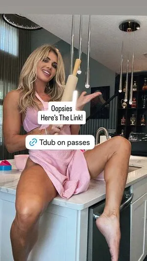 Torrie Wilson OnlyFans Leaked Free Thumbnail Picture - #0woNfLpKM0