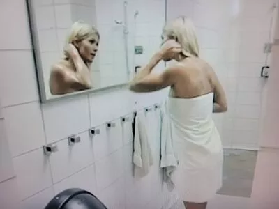 Torrie Wilson OnlyFans Leaked Free Thumbnail Picture - #7O0VtracRo