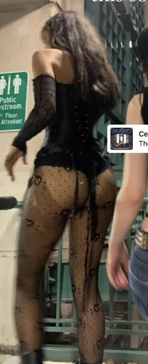 Totallylizey OnlyFans Leaked Free Thumbnail Picture - #2draEm2OB8