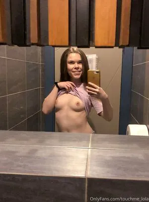 Touchme Lola OnlyFans Leaked Free Thumbnail Picture - #H7z30Q17kv