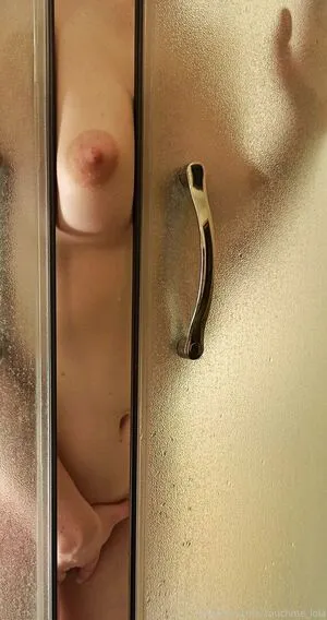 Touchme Lola OnlyFans Leaked Free Thumbnail Picture - #UiL7pEpBUo