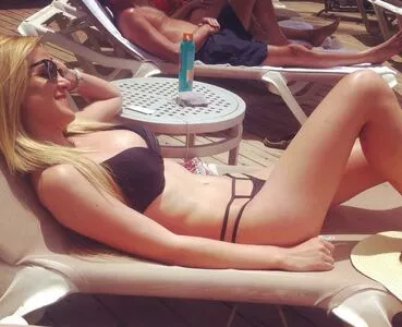 Tova Golan OnlyFans Leaked Free Thumbnail Picture - #EWxepkYx89