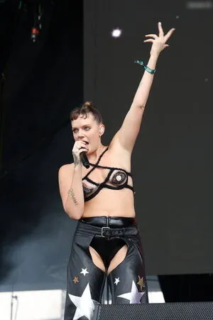 Tove Lo OnlyFans Leaked Free Thumbnail Picture - #27y24NNnZ4
