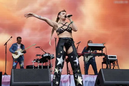 Tove Lo OnlyFans Leaked Free Thumbnail Picture - #5YiSlNnfEm