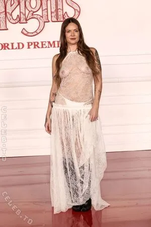 Tove Lo OnlyFans Leaked Free Thumbnail Picture - #lLzGolwZpN