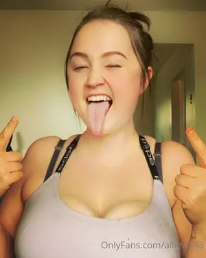 Toxicallietongue OnlyFans Leaked Free Thumbnail Picture - #3w0SxhTp0d