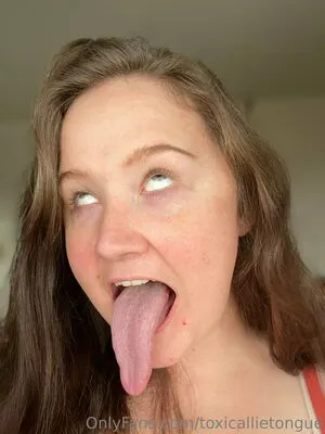 Toxicallietongue OnlyFans Leaked Free Thumbnail Picture - #uhAShxOaK6