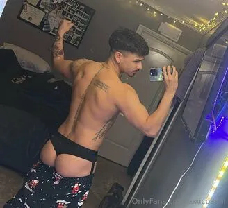 Toxicpapiii OnlyFans Leaked Free Thumbnail Picture - #tacoRD9yMS