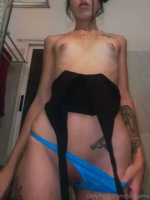 Toyperra OnlyFans Leaked Free Thumbnail Picture - #9XpWWWrZ1E
