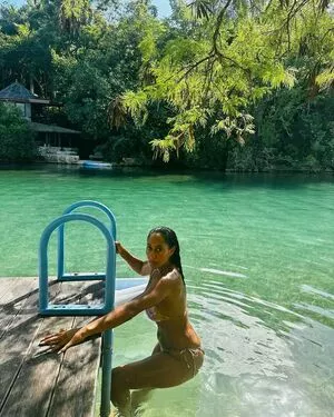 Tracee Ellis Ross OnlyFans Leaked Free Thumbnail Picture - #F2E2QB8NyJ