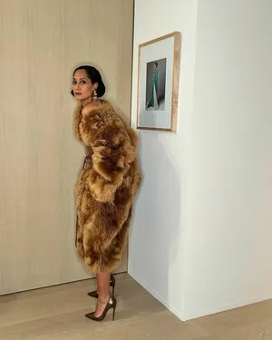 Tracee Ellis Ross OnlyFans Leaked Free Thumbnail Picture - #R75DZ1Qyqn