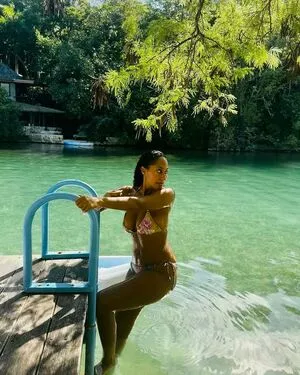 Tracee Ellis Ross OnlyFans Leaked Free Thumbnail Picture - #SyXjXDJKYl