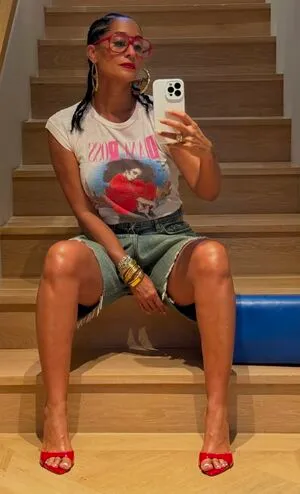 Tracee Ellis Ross OnlyFans Leaked Free Thumbnail Picture - #bzLEaYn5aU