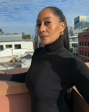 Tracee Ellis Ross OnlyFans Leaked Free Thumbnail Picture - #ifFsQEmJw1