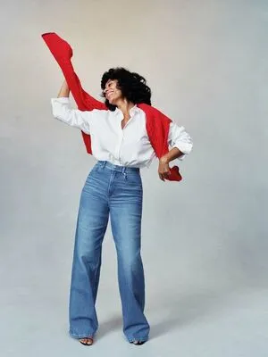 Tracee Ellis Ross OnlyFans Leaked Free Thumbnail Picture - #pSoDQZWQf0