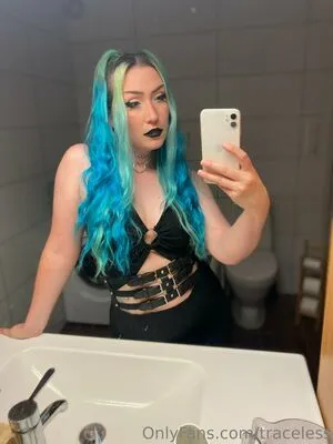 Traceless OnlyFans Leaked Free Thumbnail Picture - #4rKSqbYkEQ