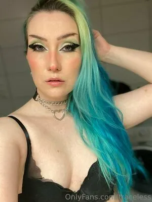 Traceless OnlyFans Leaked Free Thumbnail Picture - #7grDBDfnio