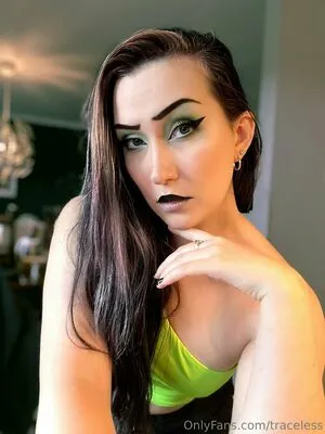 Traceless OnlyFans Leaked Free Thumbnail Picture - #HsGoaAfZCa
