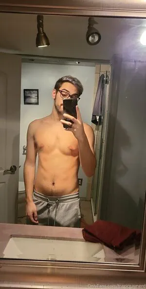 Tragicgaynerd OnlyFans Leaked Free Thumbnail Picture - #KF00rgnhF3