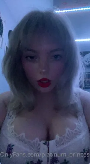 Trap House Mom OnlyFans Leaked Free Thumbnail Picture - #RDM3FwESEN