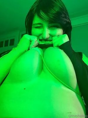 Trashabag OnlyFans Leaked Free Thumbnail Picture - #1nzO9upFkA