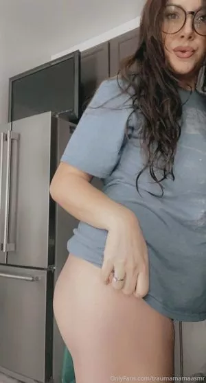 Trauma Mama ASMR OnlyFans Leaked Free Thumbnail Picture - #PiafXIB7PR
