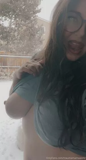 Trauma Mama ASMR OnlyFans Leaked Free Thumbnail Picture - #kskNYv8nKT