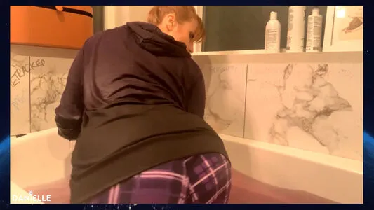 Traveldanielle OnlyFans Leaked Free Thumbnail Picture - #YeTJCmi1PO