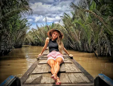 Travelling Explorer OnlyFans Leaked Free Thumbnail Picture - #INGLPepPk0