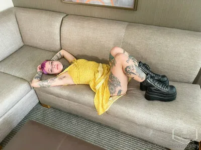 Travelswithgrey OnlyFans Leaked Free Thumbnail Picture - #2Ele8FAXY2