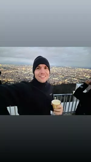 Travelvids OnlyFans Leaked Free Thumbnail Picture - #l5KhyyU7fk
