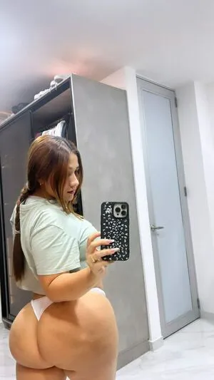 Tremendashow OnlyFans Leaked Free Thumbnail Picture - #0d7YflBcwd