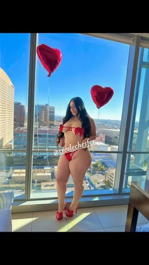 Treslechesfer OnlyFans Leaked Free Thumbnail Picture - #dsaBcNv1UM