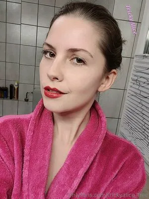 Trickyalice Free OnlyFans Leaked Free Thumbnail Picture - #e08IsOS0FT